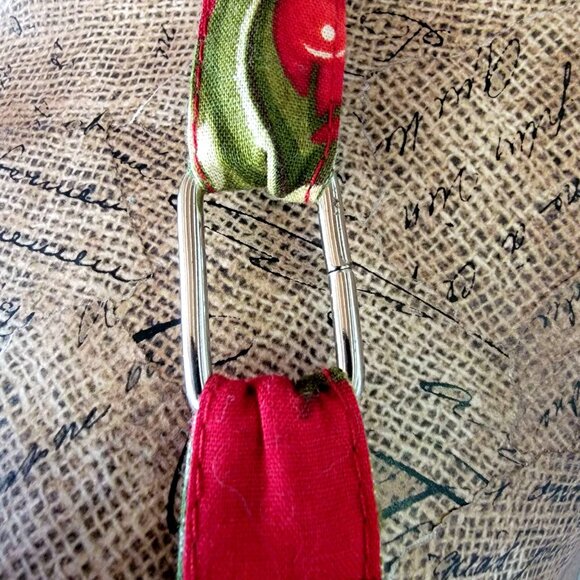 Vtg Reversible Quilted Christmas Apron With Holly & Plaid Design Adjustable Srap - Picture 5 of 12